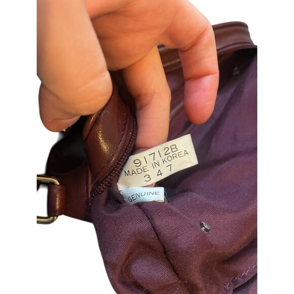 Authentic Vintage Etienne Aigner Burgundy Leather Crossbody Bag - Picture 8 of 9